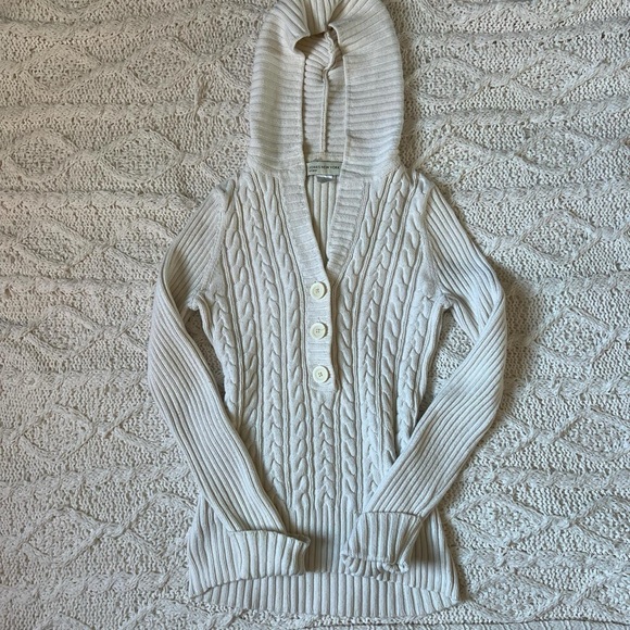 Jones New York Sweaters - Cozy Cable Knit Sweater